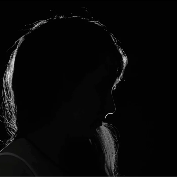 Scham bei Frauen: Wie Du sie überwindest und dein Leben endlich voll genießen kannst.